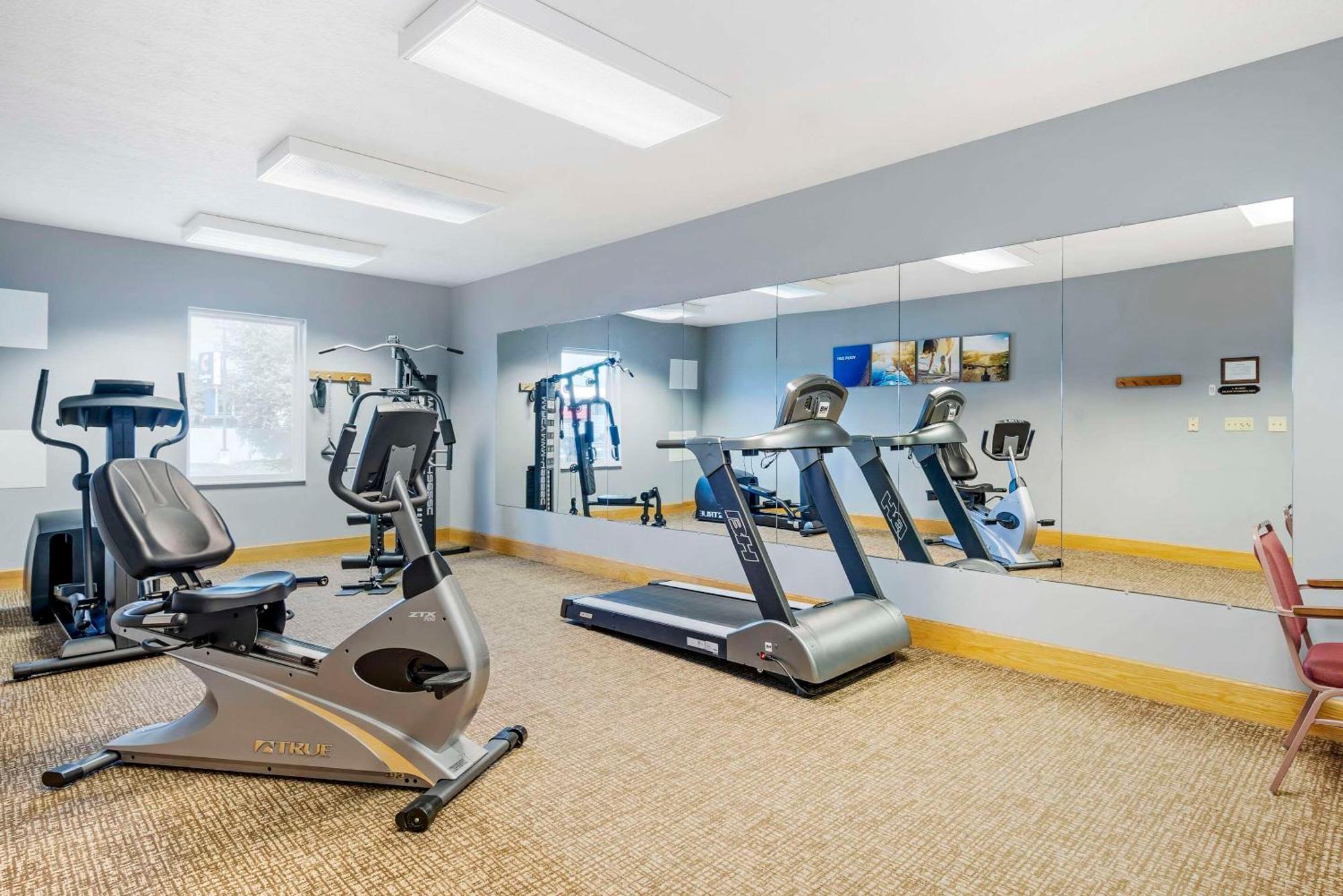 Comfort Inn Splash Harbor Bellville Экстерьер фото