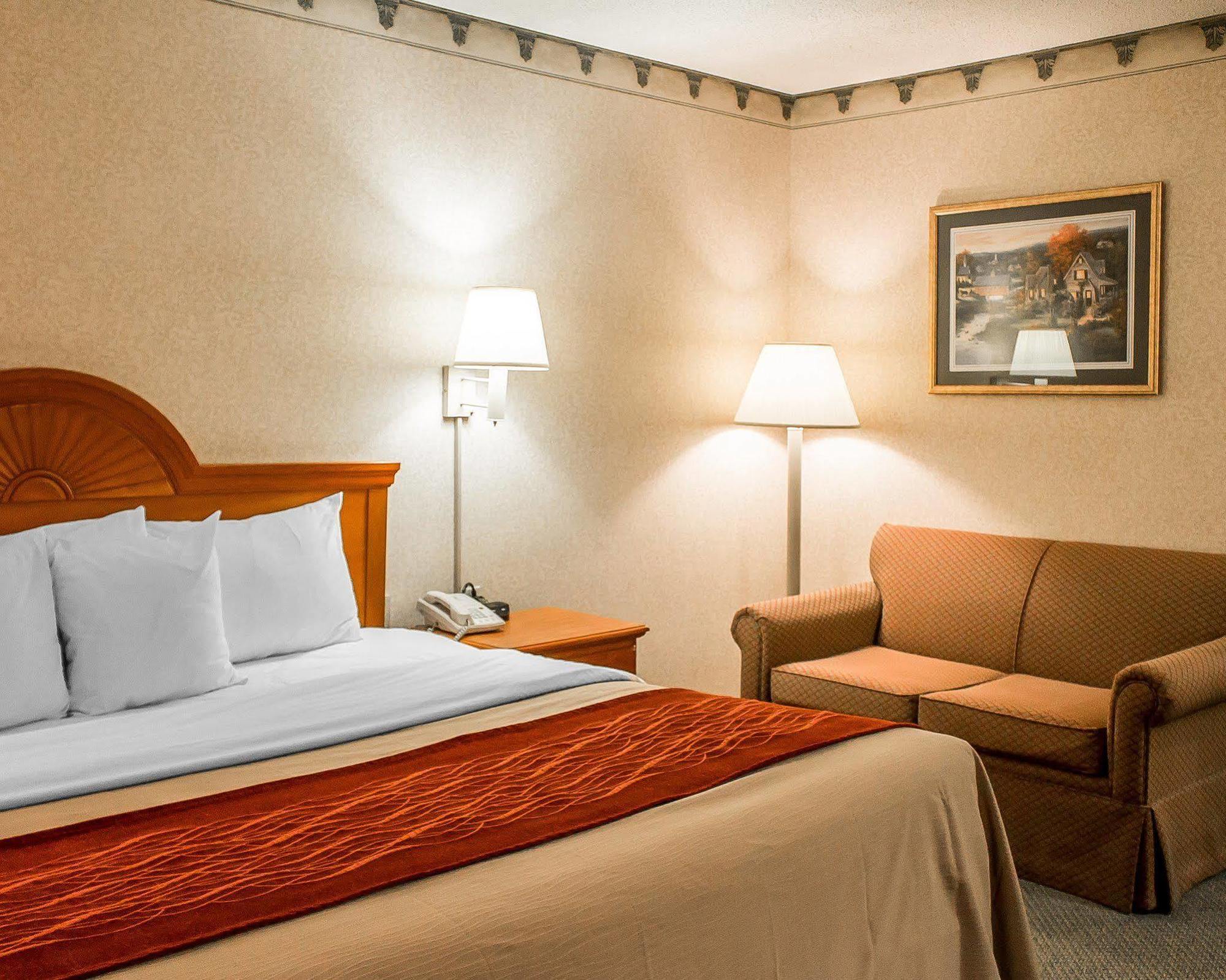Comfort Inn Splash Harbor Bellville Экстерьер фото
